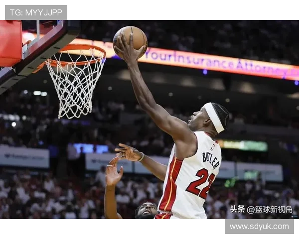 巴特勒对末节冲突冷淡回应直言不想讨论此事引发关注